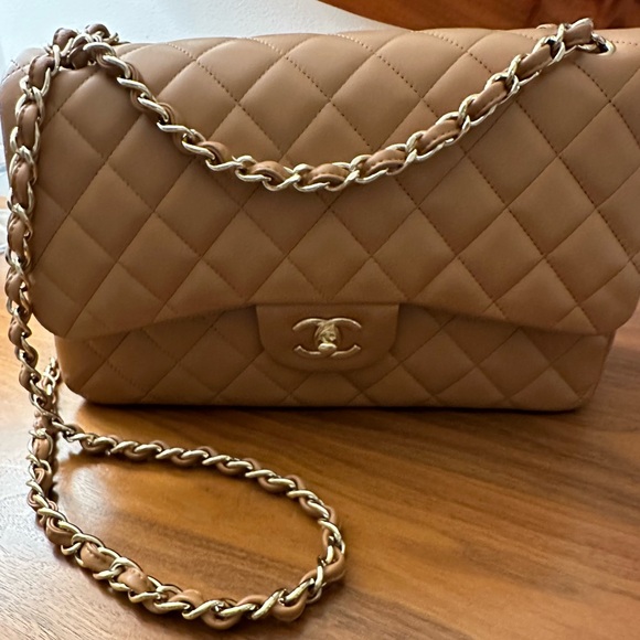 Chanel Large Classic Handbag Beige - Picture 4 of 16